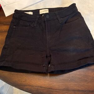 Universal Thread Women's Dark Denim Shorts